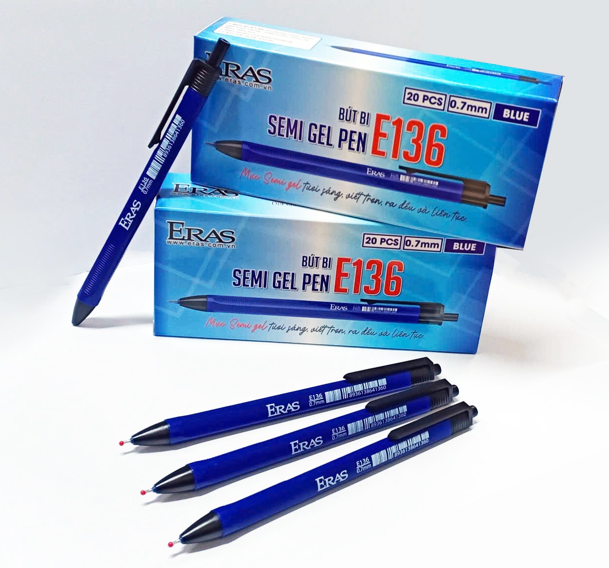 Bút bi tam giác E136 